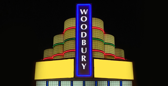 Woodbury 10 Theatre, Woodbury